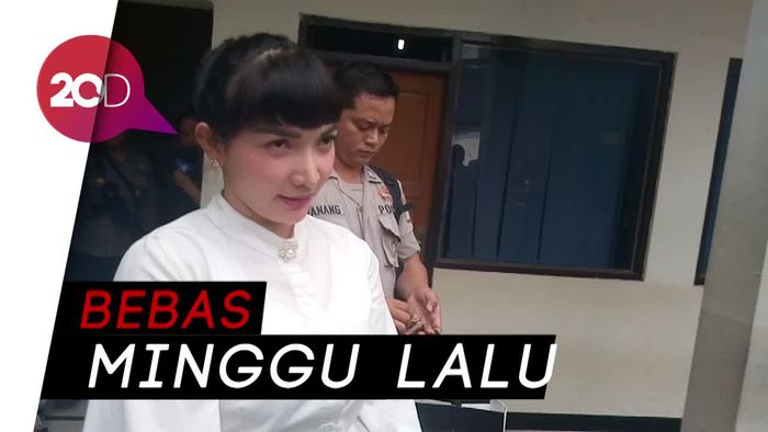 Roro Fitria Sebut Jennifer Dunn Sudah Bebas