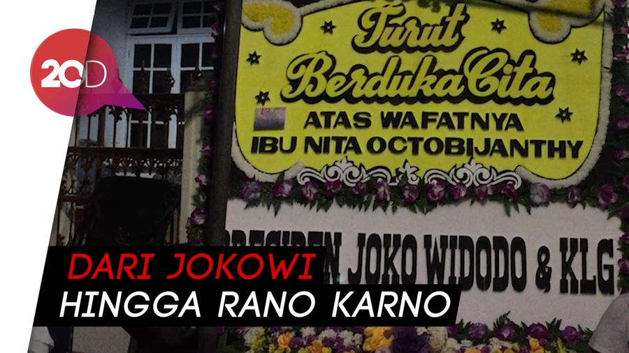 Jokowi Kirim Karangan Bunga untuk Istri Indro Warkop