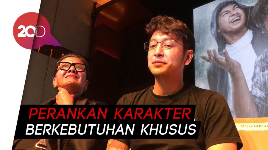 Dimas Anggara Wujudkan Mimpi Lewat Dancing in the Rain