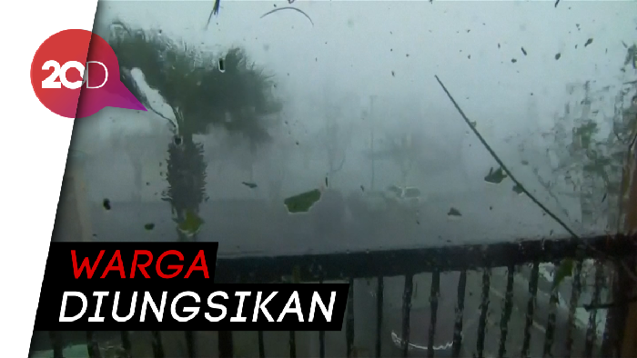 Topan Terkuat Berkecepatan 249 Km/Jam Menyapu Florida
