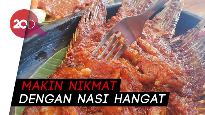 Mantul! Bumbu Ayam Pelecingan khas Lombok Ini Juara Deh!