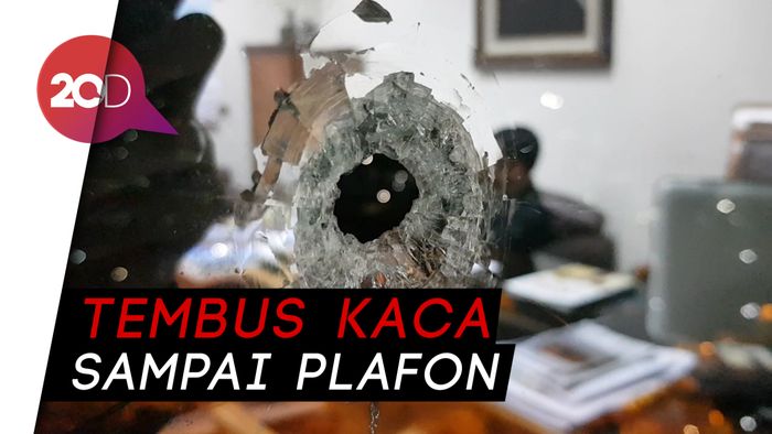 Kondisi Ruangan Wenny Warouw Usai Ditembus Peluru Nyasar