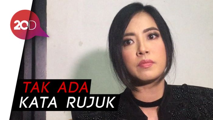 Mantap Cerai, Yeslin Wang Pilih Sahabatan dengan Delon