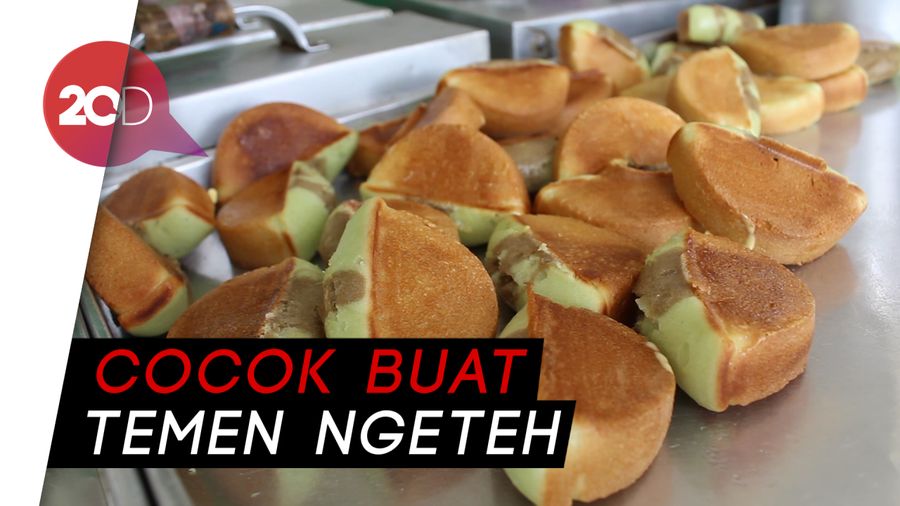 Pukis Manis Legit Buatan Pak Ajad