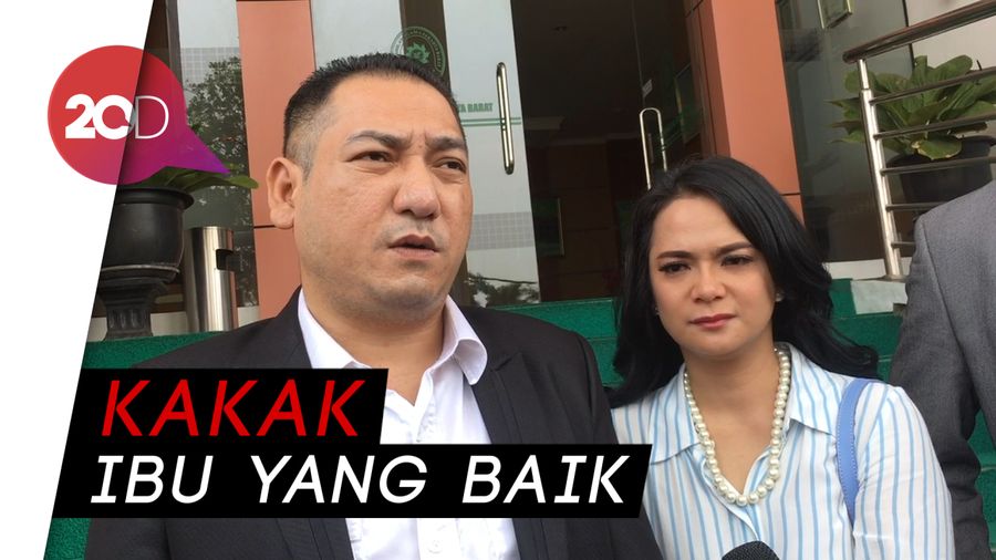 Shezy Idris Bersyukur Sang Adik Terus Menguatkannya