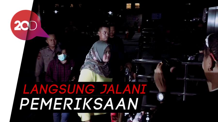 Bupati Bekasi dan Direktur Lippo Group Tiba di KPK