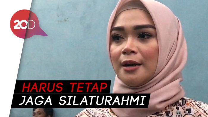 Shezy Idris Hadapi Perceraian, Sheza Beri Dukungan