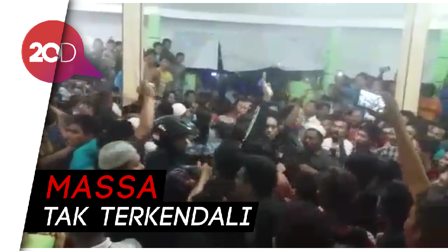 Dituduh Nyulik Anak, Tukang Kayu Diamuk Warga 