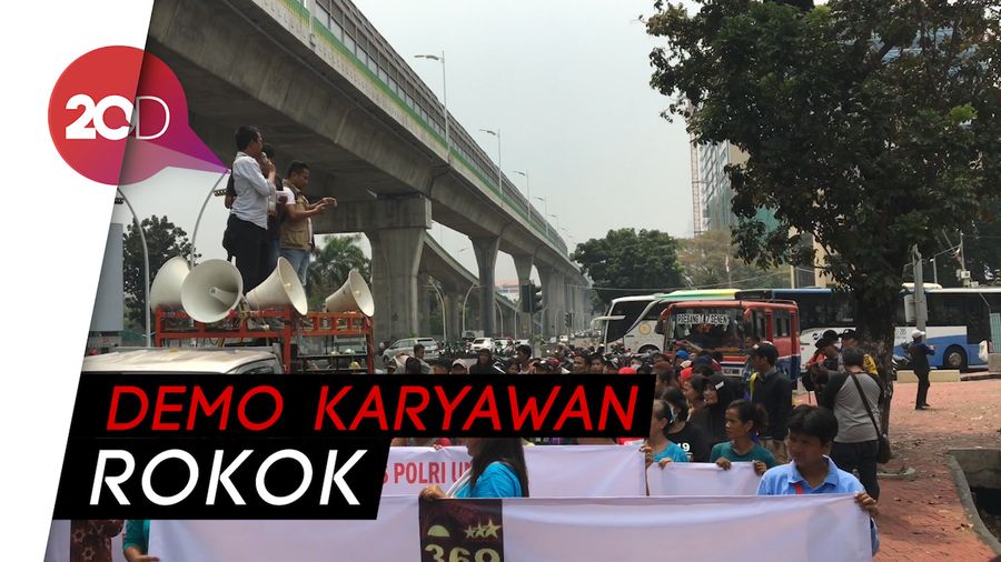 Karyawan Rokok 369 Geruduk Mabes Polri