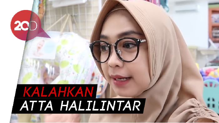Tembus 6 Juta Subscriber, Ria Ricis Rayakan di Palestina