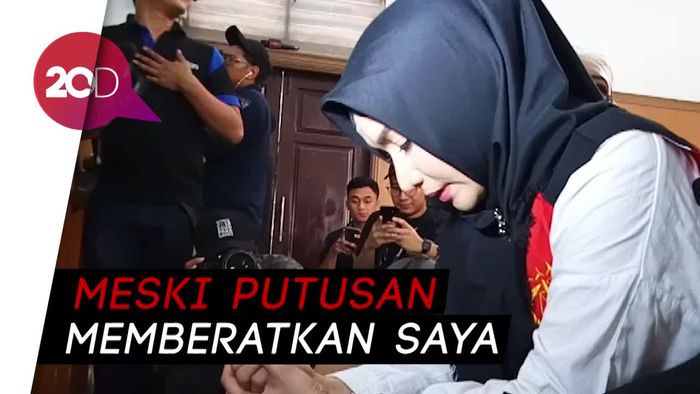 Roro Fitria Yakin Sang Bunda Tetap Bahagia