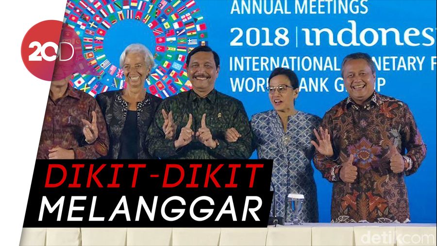 Pose Satu Jari Luhut Terancam Dilaporkan, Ini Kata PDIP 