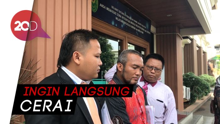 Vicky-Angel Kompak Absen, Sidang Perceraian Ditunda