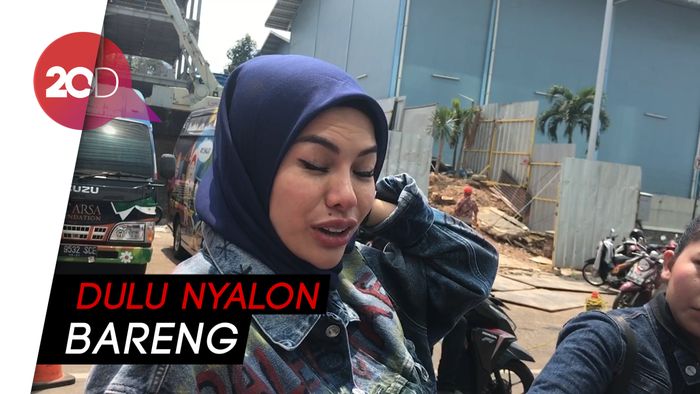 Dipo Latief Sakit Kulit, Nikita Mirzani: Nggak Ada yang Ngurusin