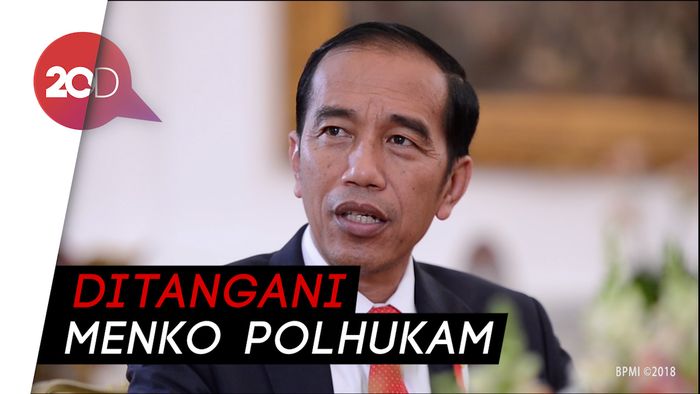 Soal Pembakaran Bendera, Jokowi: Serahkan ke Polisi