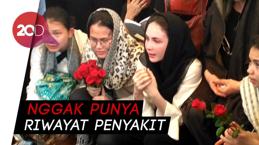 Ayah Arumi Bachsin Diduga Meninggal Akibat Serangan Jantung