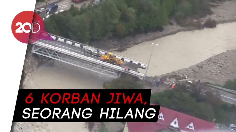 6 Tewas saat Banjir Melanda Pesisir Pantai Laut Hitam di Rusia