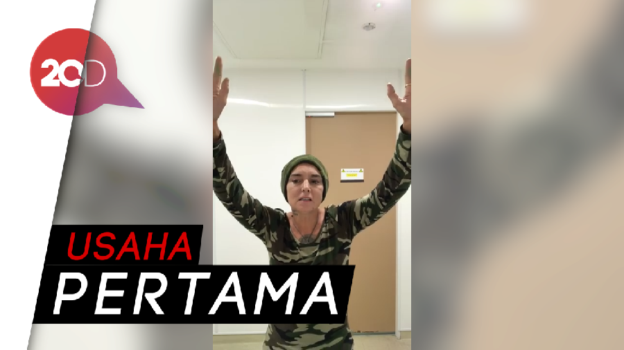 Momen Sinead OConnor Coba Kumandangkan Azan