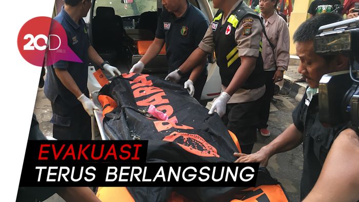 Enam Kantong Jenazah Korban Pesawat Lion Air Tiba di JICT