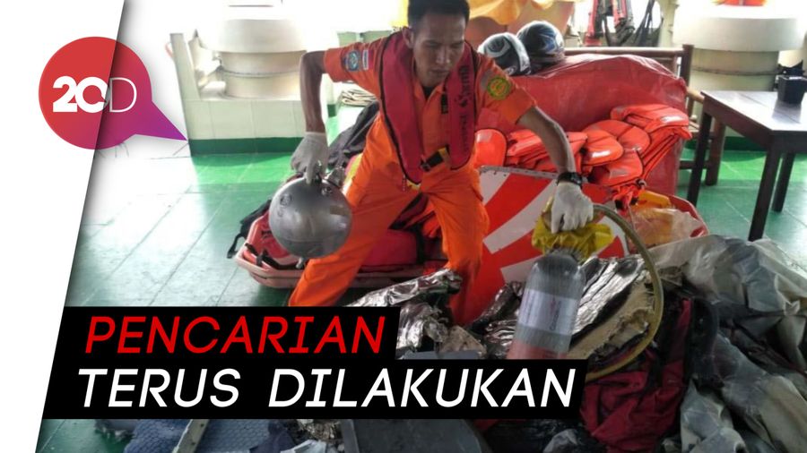 Puing hingga Potongan Tubuh Ditemukan di Lokasi Lion Air Jatuh