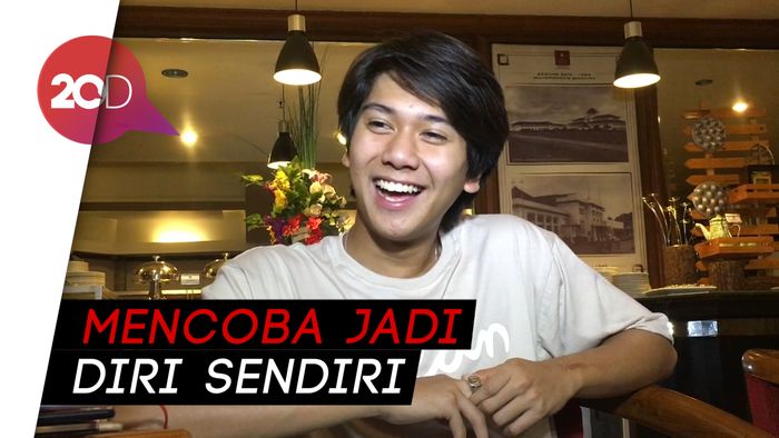 Iqbaal Ramadhan Lebih Pilih Nge-band daripada Akting