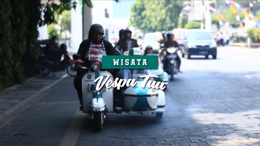 Wow! Ojek di Sini Menggunakan Vespa Unik