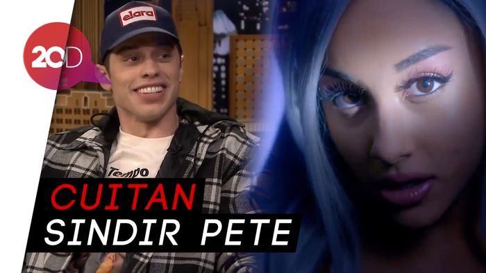 Ariana Grande Geram dengan Aksi Standup Comedy Pete Davidson