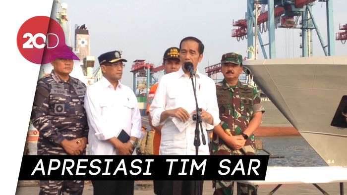 Jokowi Minta Tim SAR Gabungan Bekerja Cepat Tangani Lion Air
