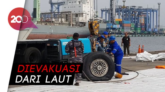 Inilah Roda Pesawat Lion Air JT 610 yang Berhasil Dievakuasi