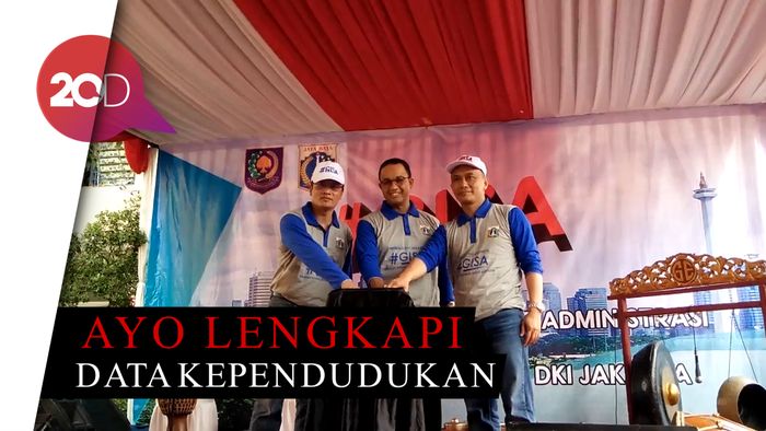 Anies Minta Warga Sadar Administrasi Kependudukan 