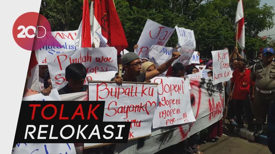 Pemkab Bojonegoro Digeruduk Ratusan PKL