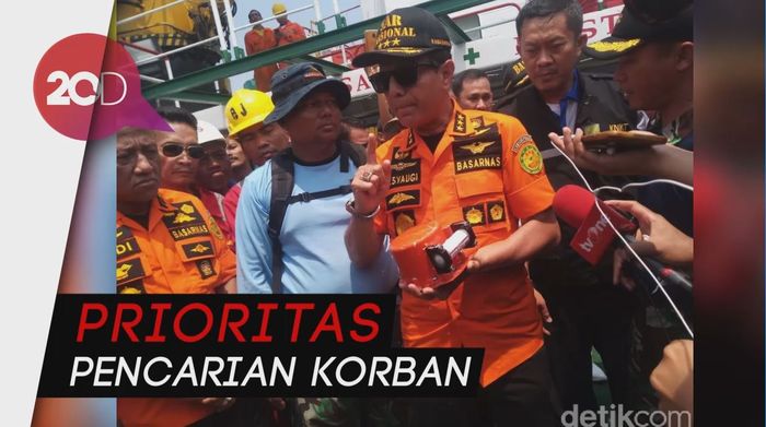 Saat Kabasarnas Nangis di Depan Keluarga Korban Lion Air