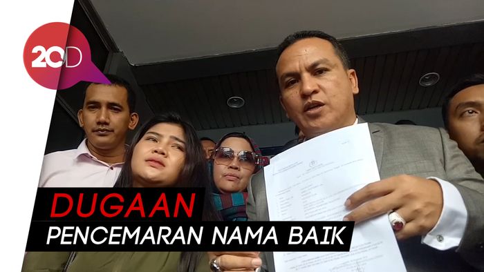  Meldi dan Ibunya Resmi Laporkan Dewi Persik ke Polisi
