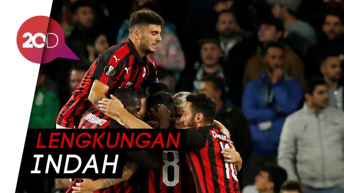Tendangan Pisang Suso Selamatkan Milan