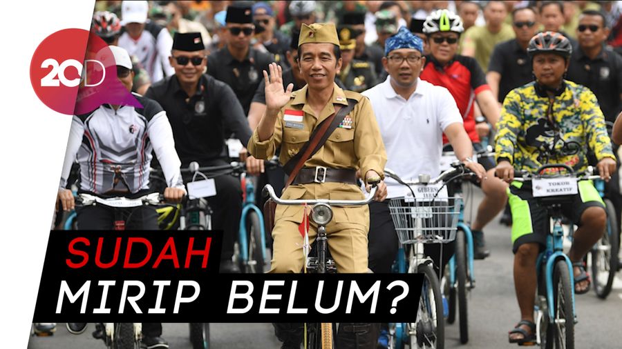 Jokowi Bergaya ala Bung Tomo di Hari Pahlawan