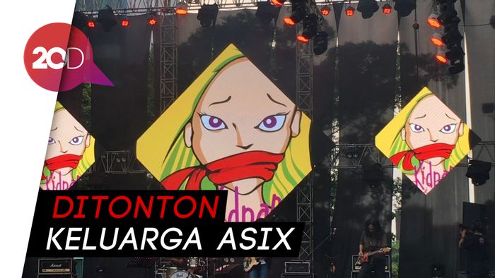 Keren! Lihat Aksi Anang Cs di Panggung The 90s Festival