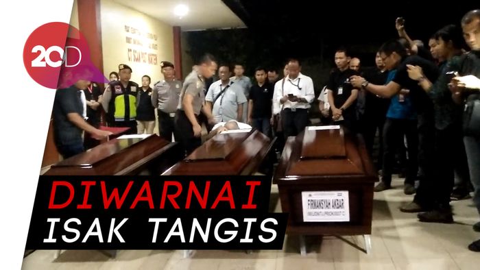 Proses Penyerahan Jenazah Lion Air Diselimuti Duka