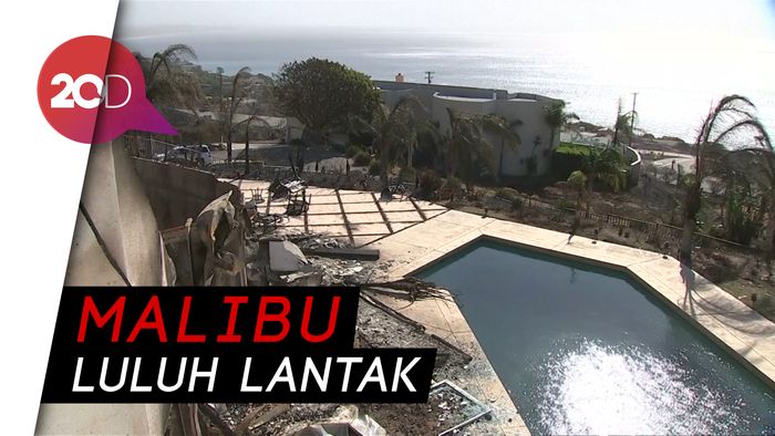 Kompleks Artis Hollywood Hancur Usai Dilahap Api