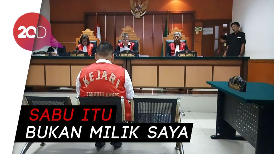 Keberatan dengan Dakwaan JPU, Reza Bukan Bacakan Eksepsi