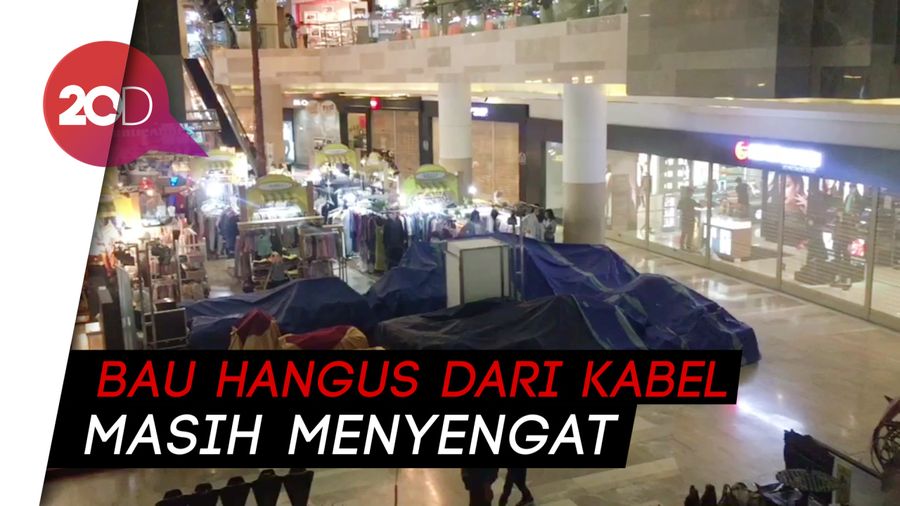 Suasana Mal Pejaten Village Pascakebakaran 