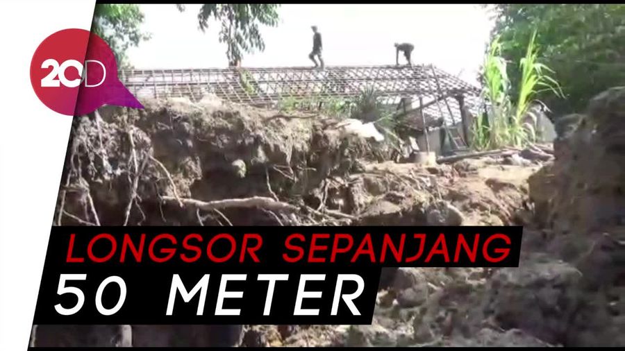 Longsornya Tanggul Bengawan Solo