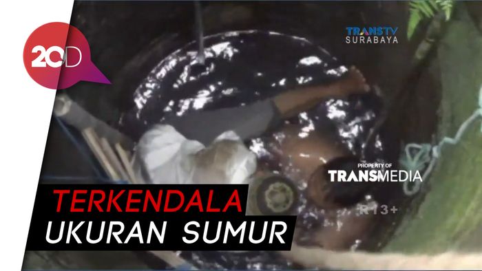 Dramatis! Evakuasi Pria Besar dari Sumur di Ngawi