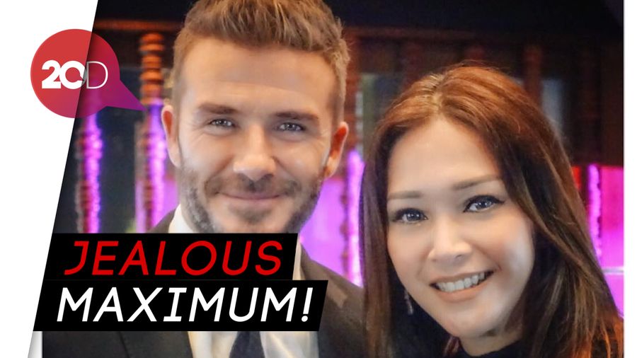 Ah Bikin Iri! Maia Estianty Foto Bareng Sama David Beckham