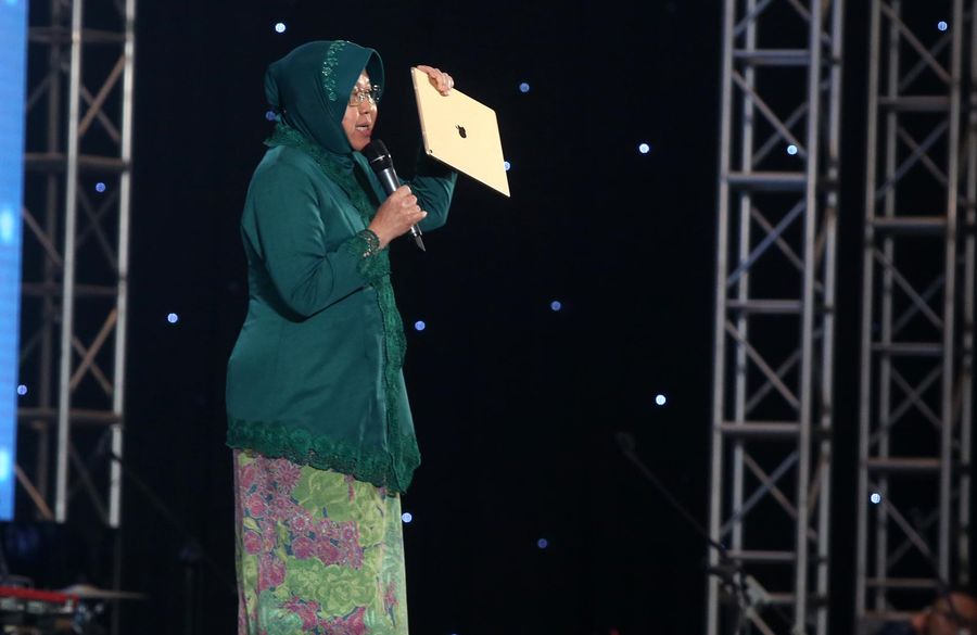 Bu Risma Bakar Semangat Ribuan Arek Suroboyo