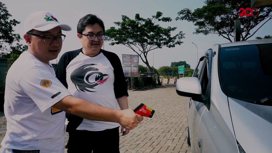 Cuaca Nggak Jelas Bikin Galau Cuci Mobil? Ini Solusinya!