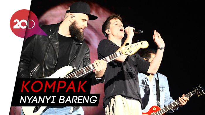 Konser di Indonesia, Charlie Puth Bikin Penonton Terhanyut
