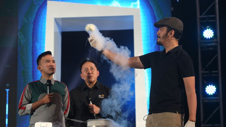 Chef Molecular Gastronomy Paksa Ruben Onsu Cicipi Makanan Ajaib