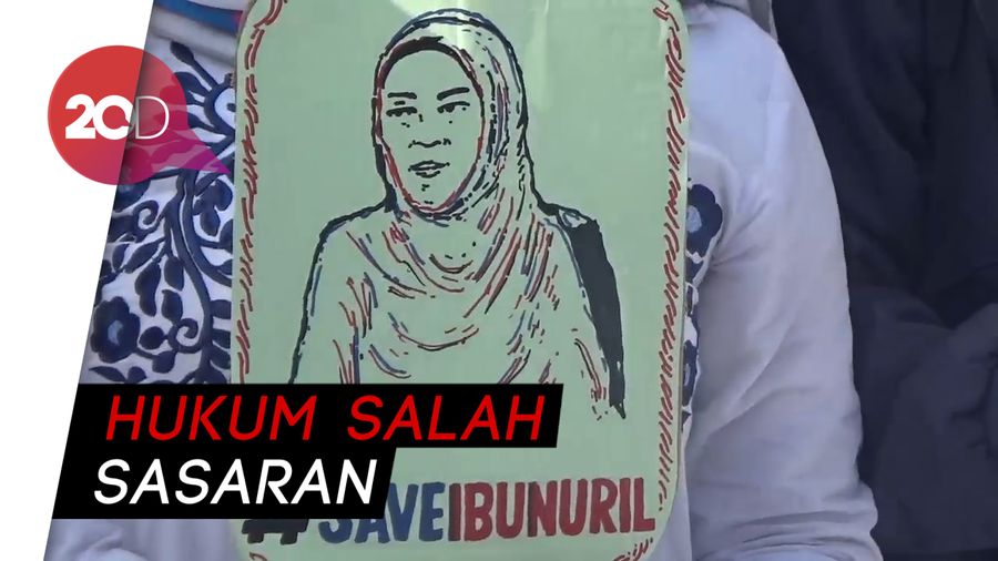 Mahasiswa di Makassar Tuntut Jokowi Bebaskan Baiq Nuril