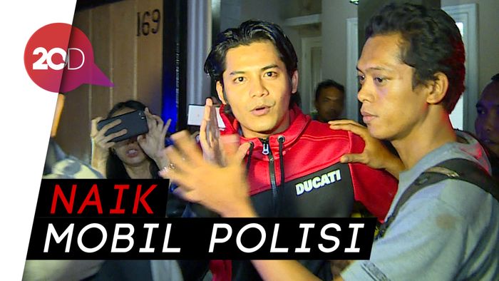 Pria Ini Ikut Diamankan dari Rumah Angel Lelga