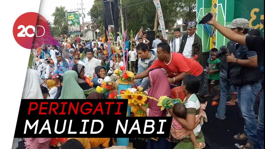 Kemeriahan Festival Endhog-Endhogan di Banyuwangi